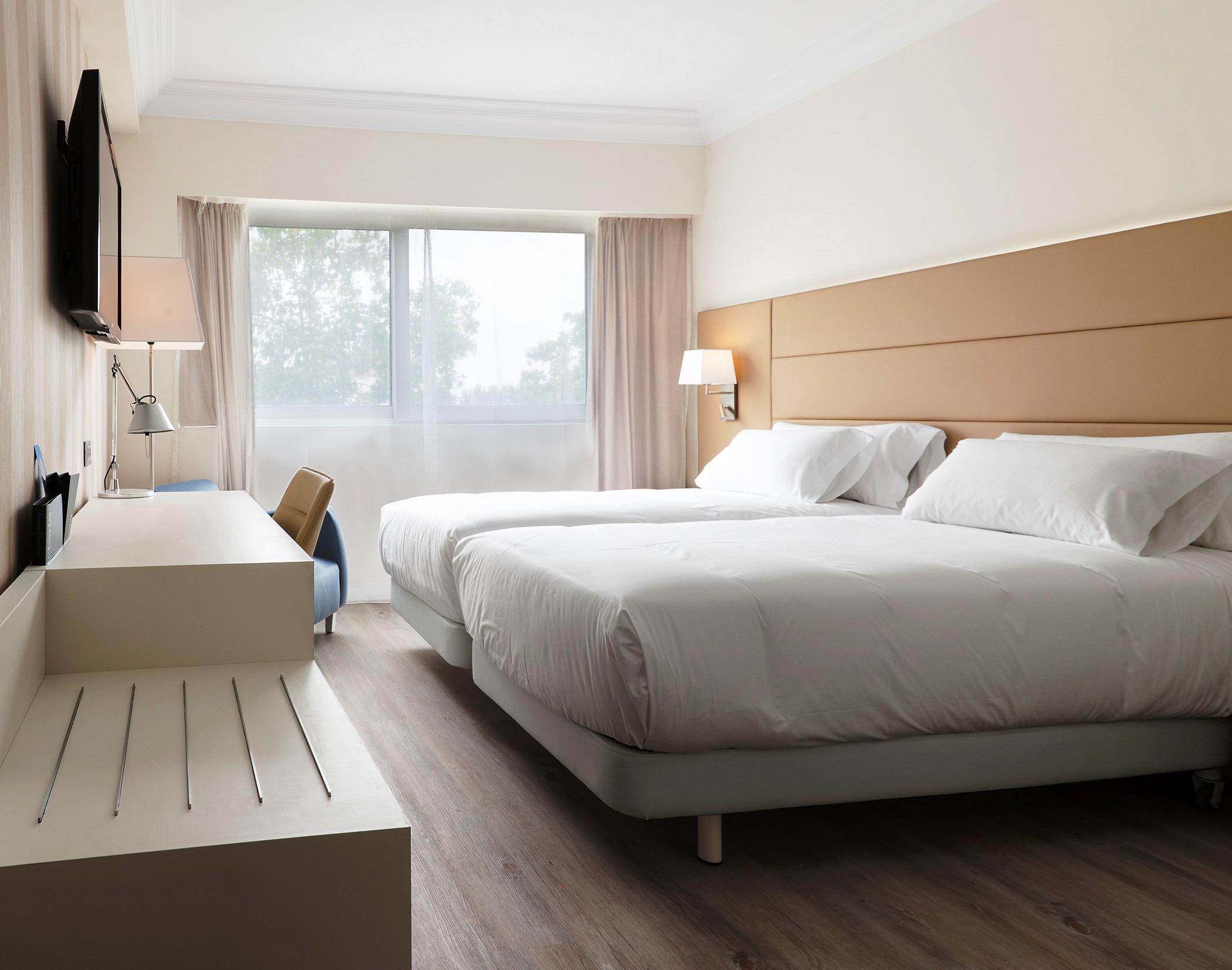 Nh Pamplona Iruna Park Екстериор снимка