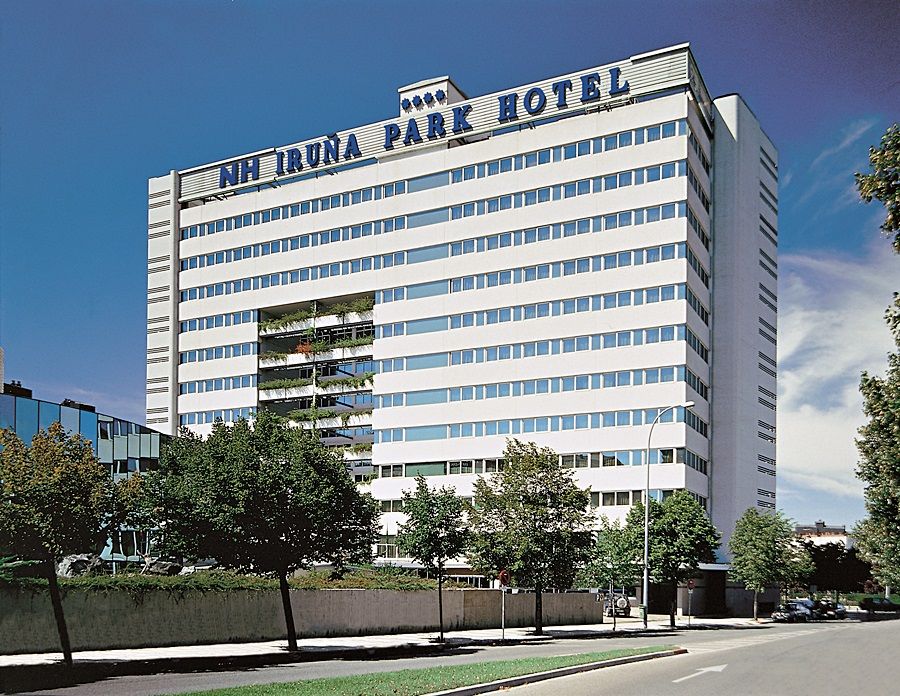 Nh Pamplona Iruna Park Екстериор снимка